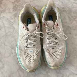 Hoka shoes size 8.5 women’s